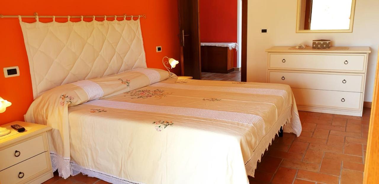 Casina Di Pacina Villa Abbadia di Montepulciano Luaran gambar